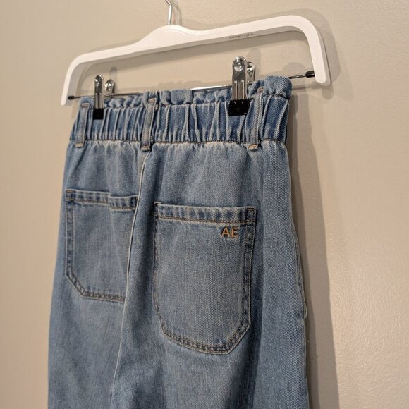 American Eagle Highest Rise Baggy Mom Jean Stretch Light Medium Denim - Size 6 - Picture 4 of 6